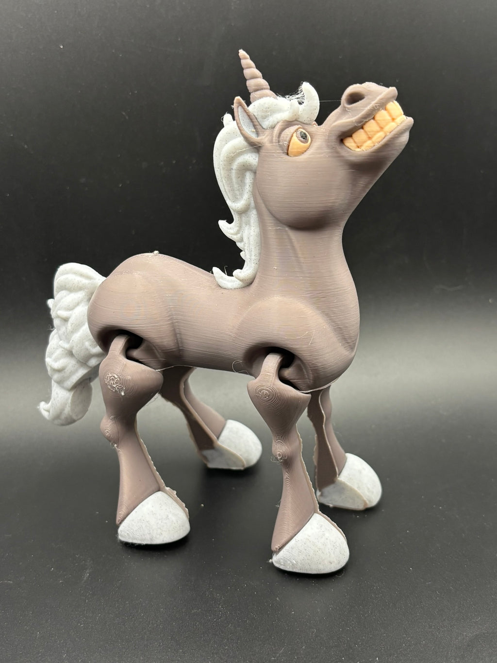 Neighbelline — Articulated Unicorn Figurine