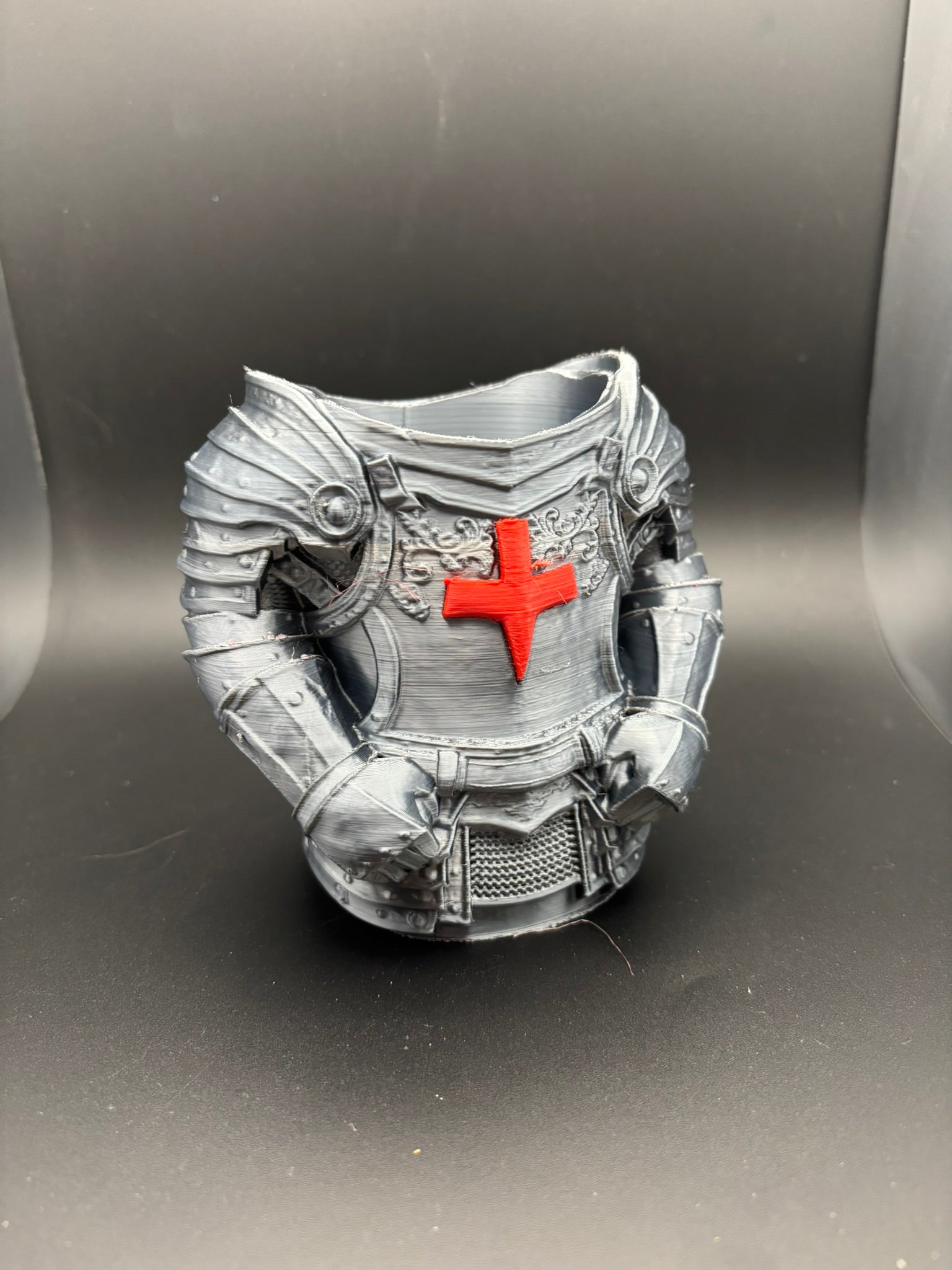 Knight Armor Pen, Desk & Can Holder – Templar | 4.5" Tall