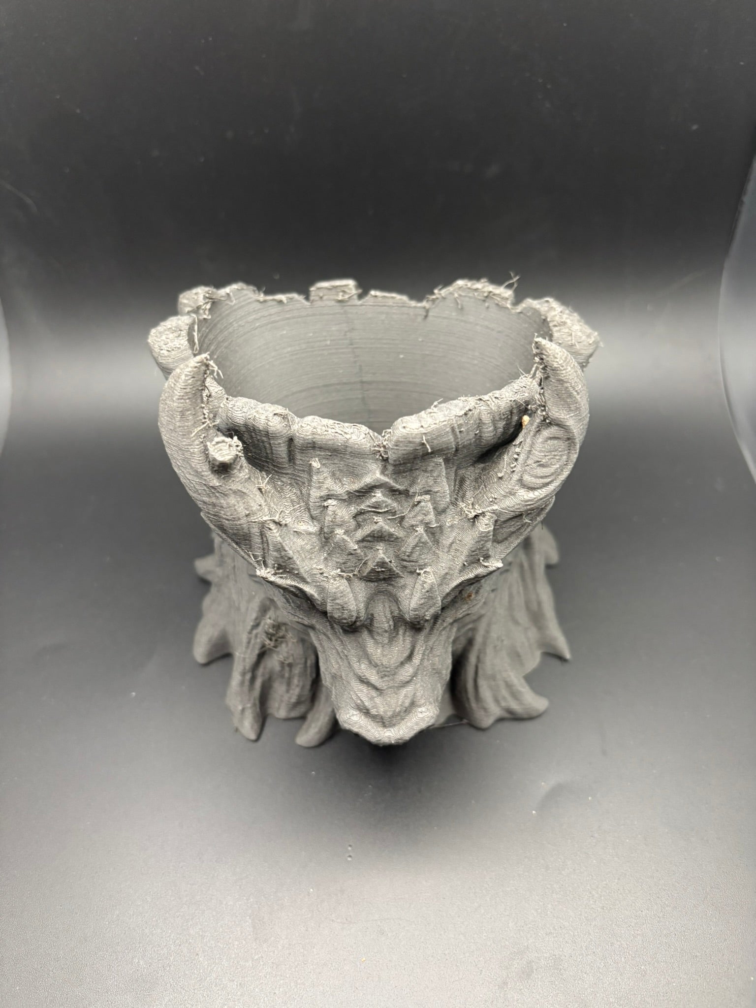 Dragon Tree Stump Pen & Desk Organizer | Matte Black | 4.5" Tall